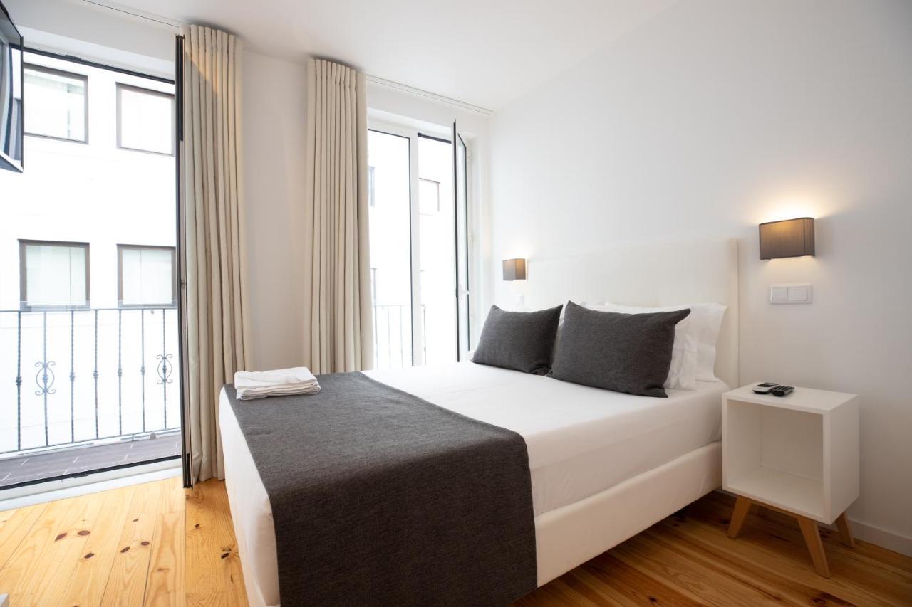 Double Room with Balcony,735926893:JPEG