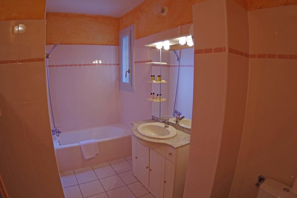 Double Room - Sea View,125903466:JPEG