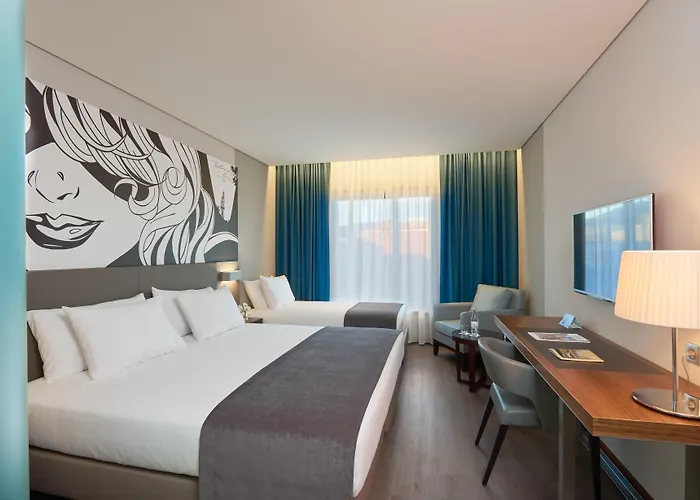 Hotel familiar: Timbre Heroismo