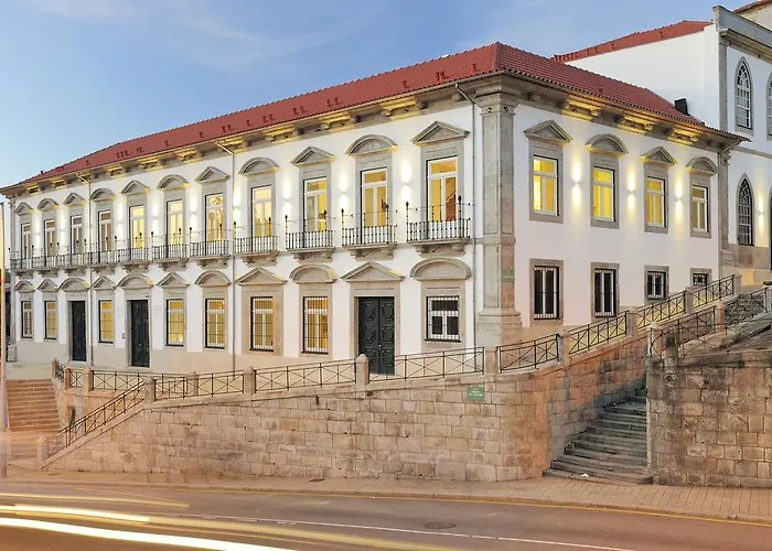 Apartment: Condes De Azevedo Palace Apartments